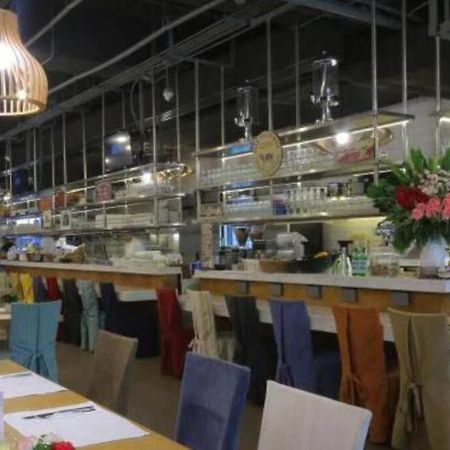 Kl Tower Studio Legazpi Village, Makati Near Greenbelt & Aim Makati Μανίλα Εξωτερικό φωτογραφία